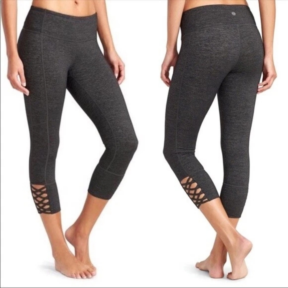 Sz Small Athleta Ultra High Rise Elation 7/8 Charcoal Gray Tights